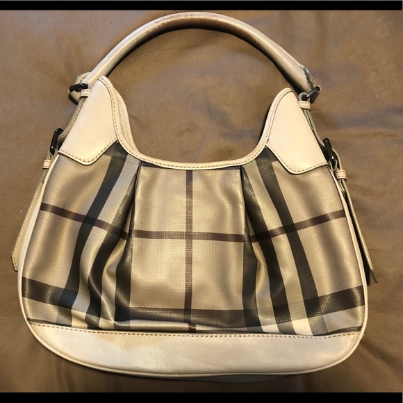 Burberry Smokecheck Hobo - Picture 2 of 11